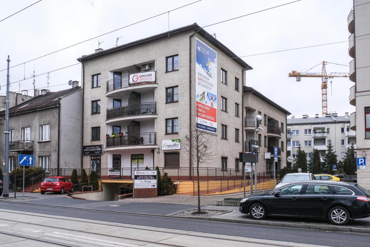 Bronowicka Premium Apartment - 52M2 With Private Parking Krakow Luaran gambar