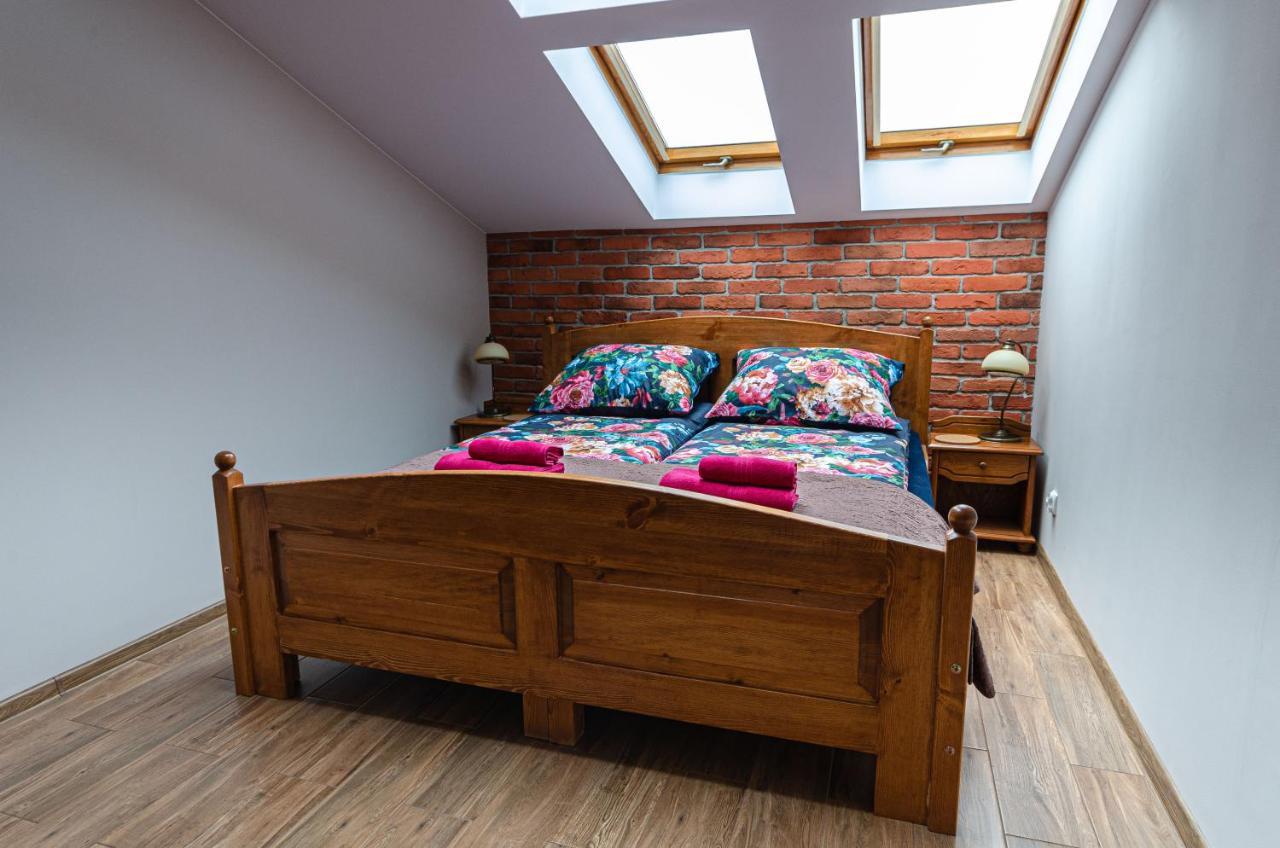Bronowicka Premium Apartment - 52M2 With Private Parking Krakow Luaran gambar