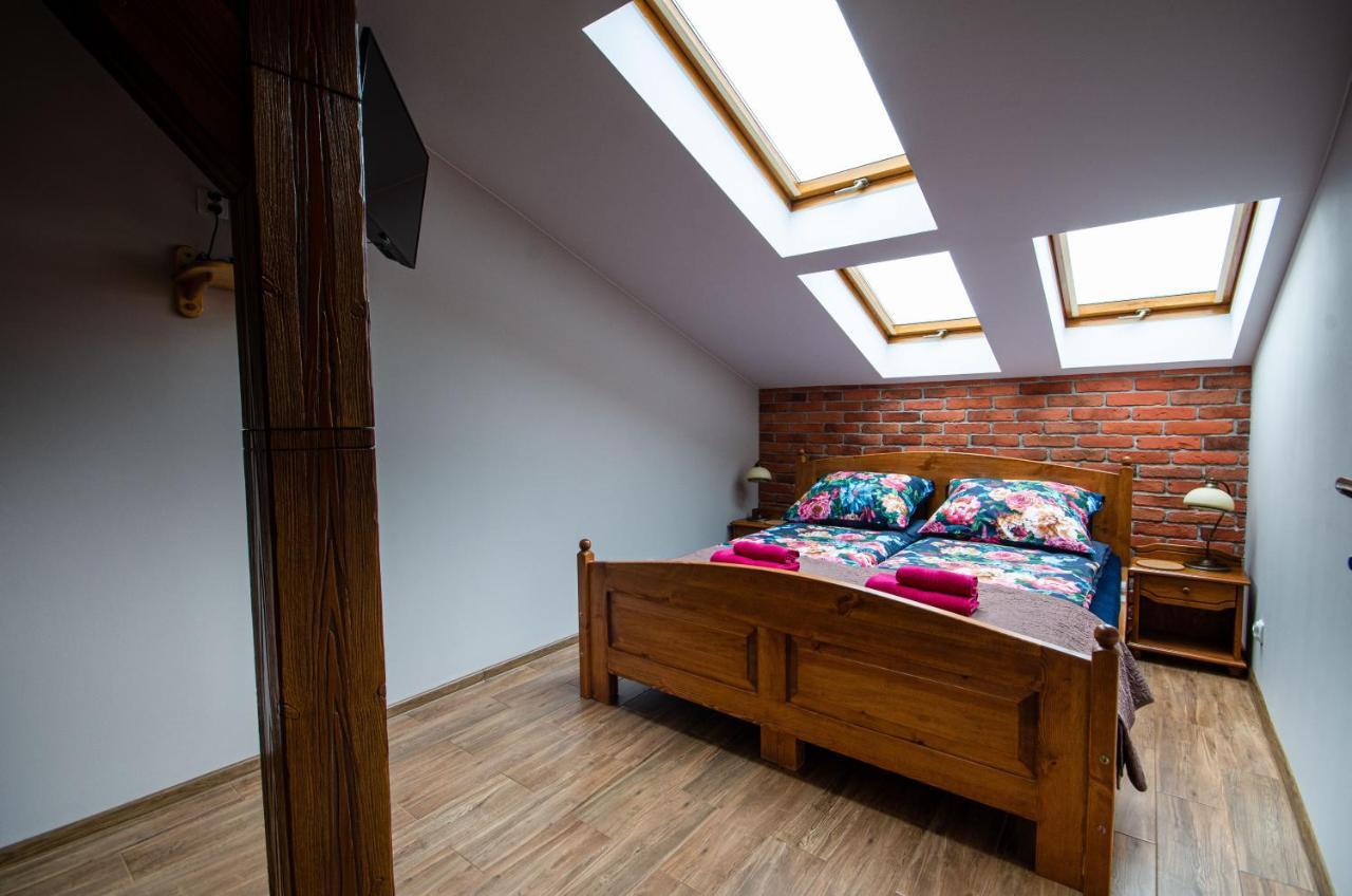 Bronowicka Premium Apartment - 52M2 With Private Parking Krakow Luaran gambar